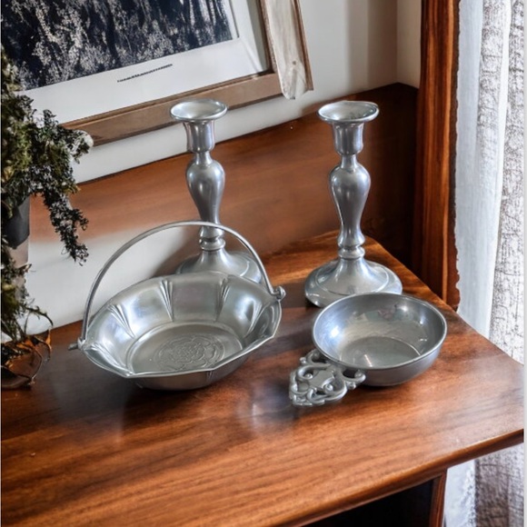 Set of 4 Pewter Items - Picture 7 of 13